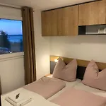 Mobile Stella